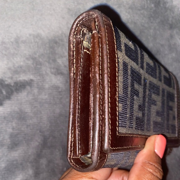 Authentic Fendi Zucca Wallet w/Brown Leather Trim - Picture 3 of 10